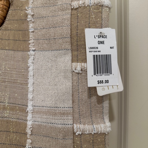 NEW w/TAGS L*Space Deep Seas Tan and White Beach Tote Bag with Bamboo Handle - Picture 6 of 9